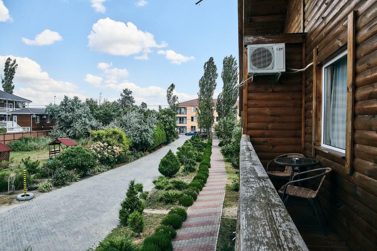 Отель голубая лагуна 2*